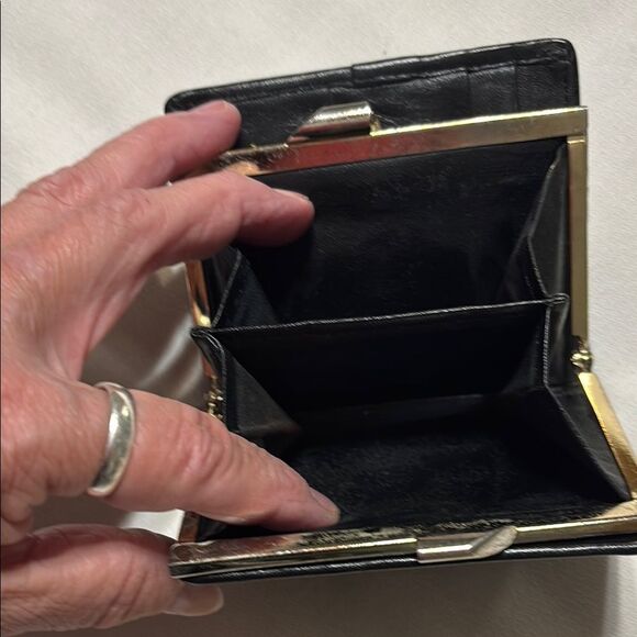 Lord & Taylor Genuine Leather Elegant Black Textured Wallet - Picture 6 of 6